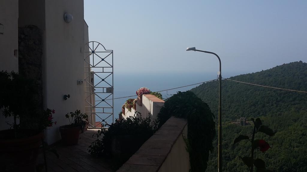 Le Terrazze Di Cristina Bed & Breakfast วิเอตริ ภายนอก รูปภาพ