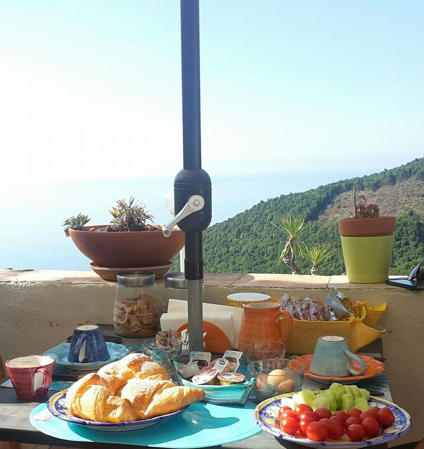 Le Terrazze Di Cristina Bed & Breakfast วิเอตริ ภายนอก รูปภาพ