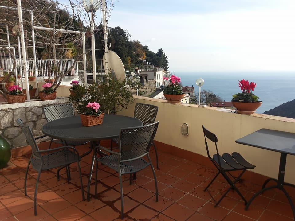 Le Terrazze Di Cristina Bed & Breakfast วิเอตริ ภายนอก รูปภาพ