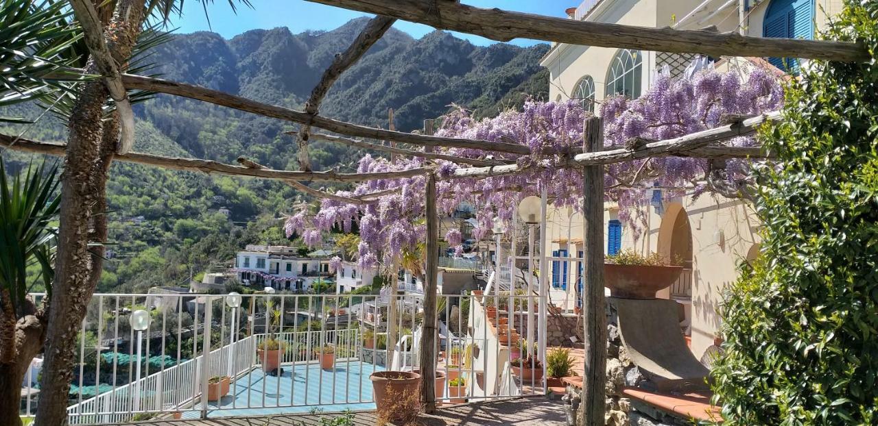 Le Terrazze Di Cristina Bed & Breakfast วิเอตริ ภายนอก รูปภาพ